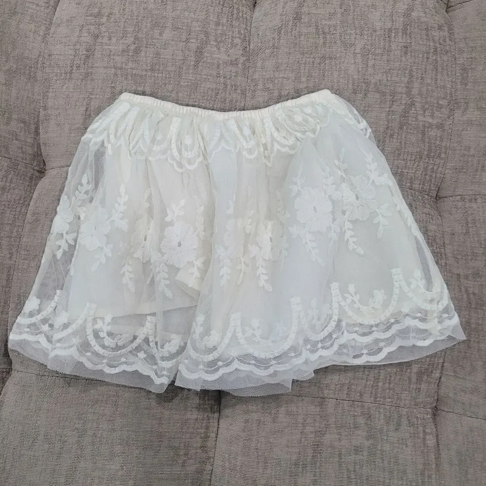 Ivory/ Cream lace skirt